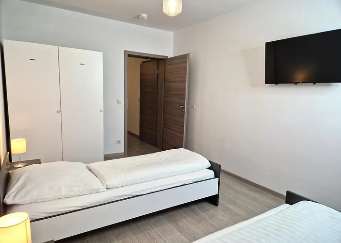 Lejlighed Meribu G31 Fuer Monteure Und Arbeiter Essen