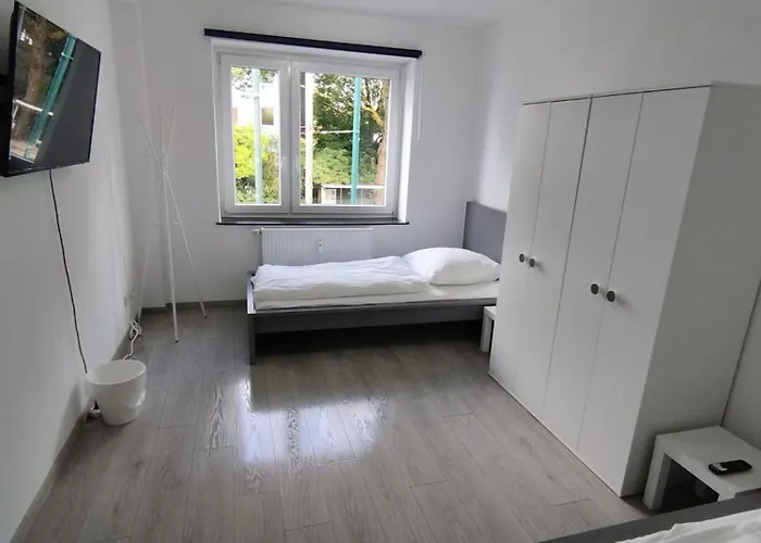 Lejlighed Meribu G31 Fuer Monteure Und Arbeiter Essen